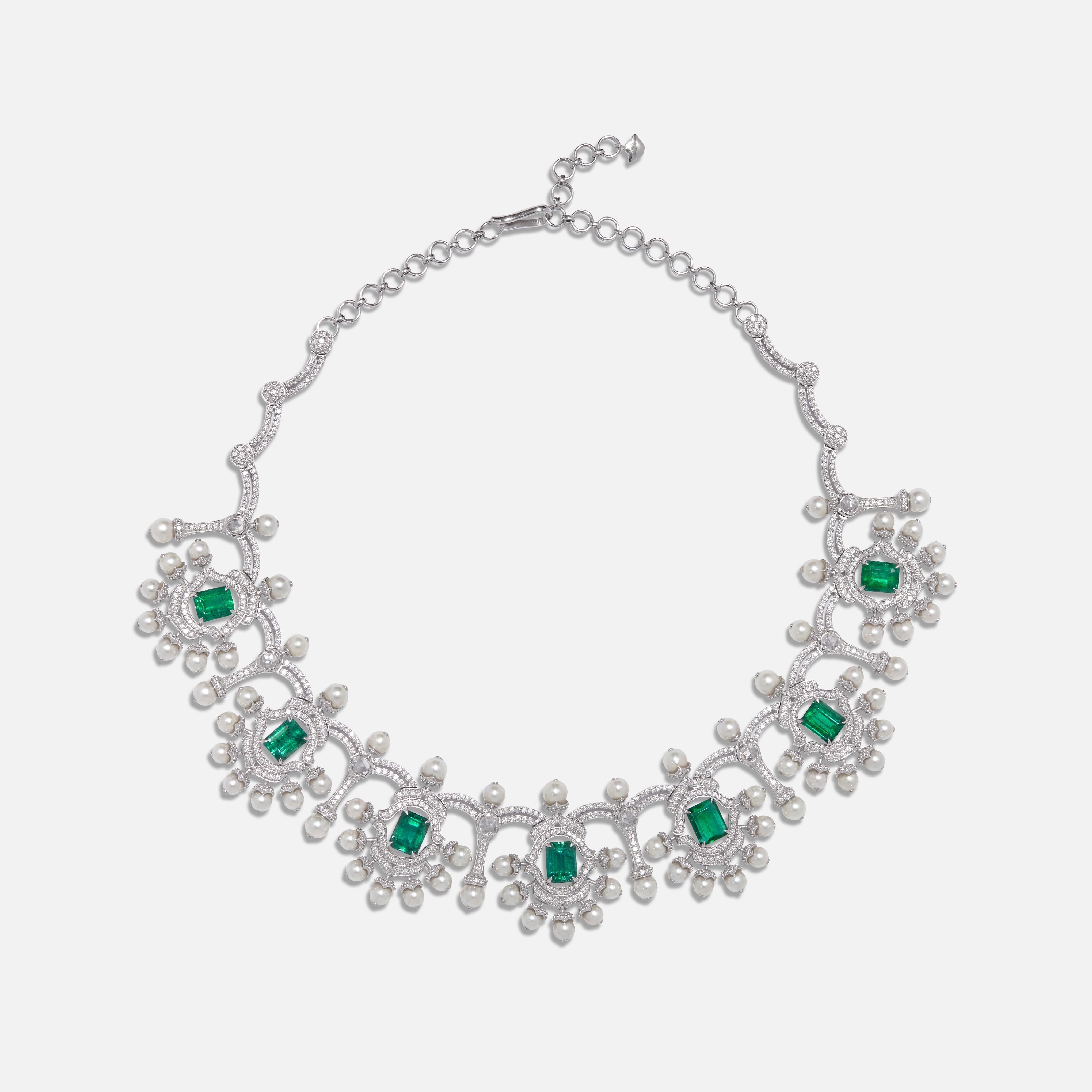 Necklace crafted in 18K solid white gold with emeralds, diamonds and pearls